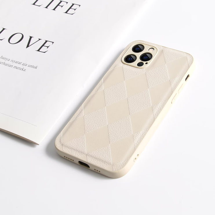 Timeless Checkered-Pattern Phone Case