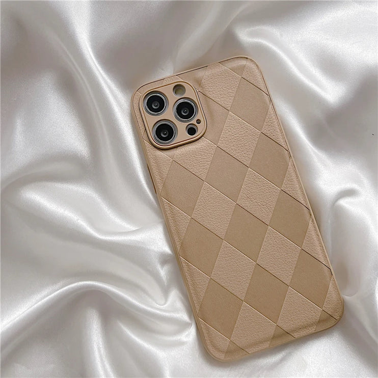 Timeless Checkered-Pattern Phone Case