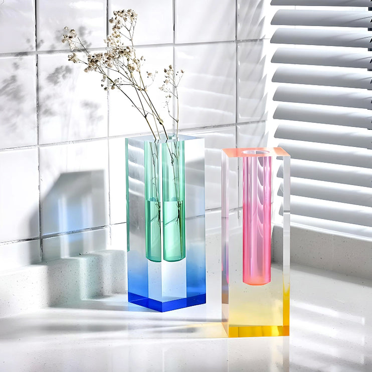 The Minimalist Ombre Vase